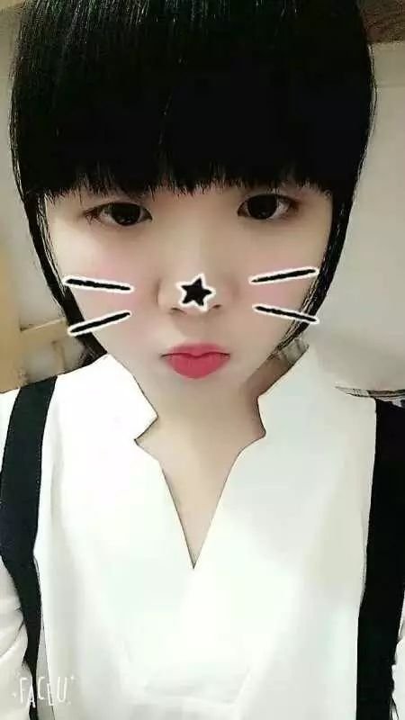 【战歌妹纸show】第47期：能打架会卖萌的游戏小姐姐不哭